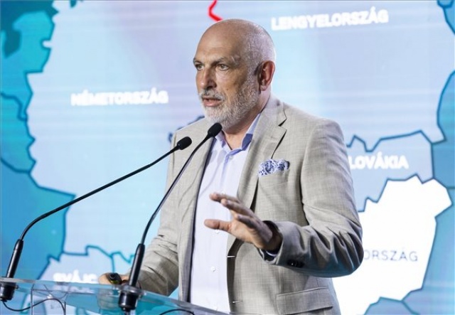 Víz, amit akartunk címmel ünnepség és együttműködési megállapodás aláírása Győrben