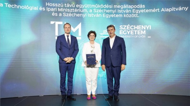 Víz, amit akartunk címmel ünnepség és együttműködési megállapodás aláírása Győrben