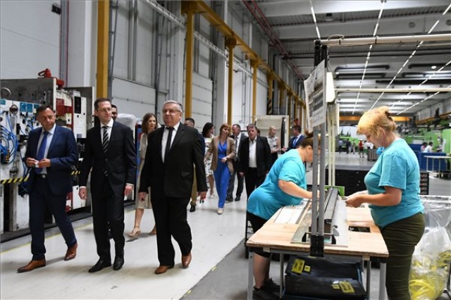 Kapacitásbővítő fejlesztést hajtott végre 10 milliárd forint értékben a Jász-Plasztik Kft.