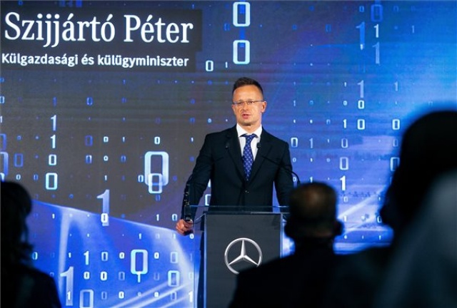 400 milliárd forintos gigaberuházás keretében új gyártósorokat telepít Kecskemétre a Mercedes