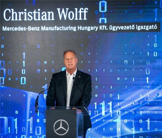 400 milliárd forintos gigaberuházás keretében új gyártósorokat telepít Kecskemétre a Mercedes