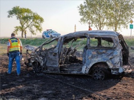 Illegális bevándorlás - Két halott, kilenc sérült egy közúti balesetben Bócsánál