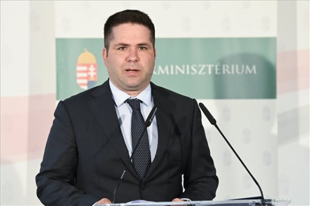 A kormány 18,5 milliárd forintot különített el a kisbenzinkutak támogatására 
