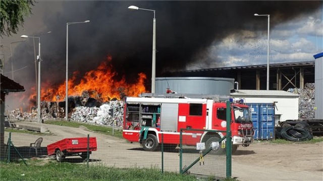 Tűz ütött ki a felgyői hulladékkezelőben