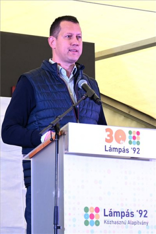 Születésnapot ünnepelt a Lámpás'92 Alapítvány és az ÉTA
