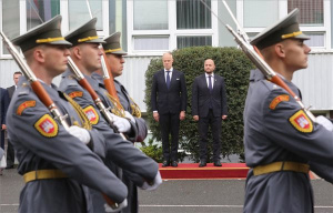 Szalay-Bobrovniczky Kristóf honvédelmi miniszter szlovák kollégájával tárgyalt Pozsonyban 