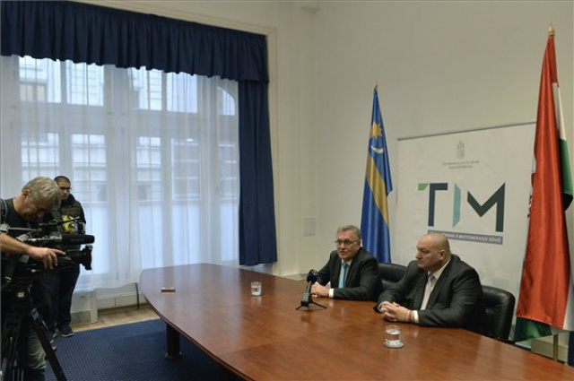 Megoldott a nagytarcsai Petőfi-lakótelep biztonságos fűtés- és melegvízellátása