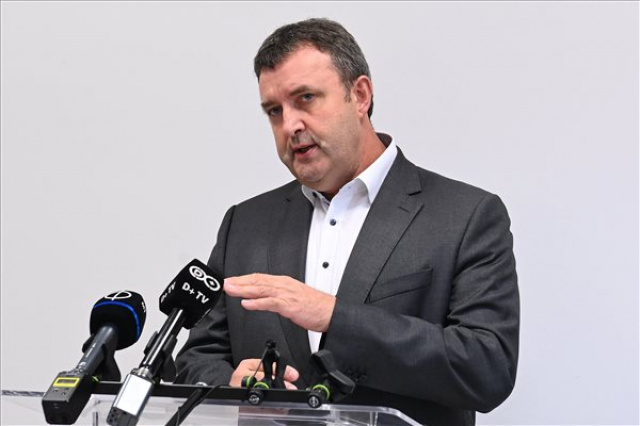 Sajtótájékoztató a Dunaferr helyzetéről 