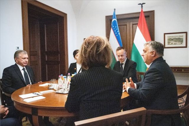 Az üzbég elnök Budapesten