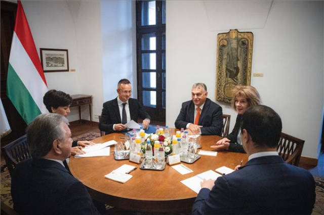 Az üzbég elnök Budapesten