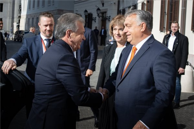 Az üzbég elnök Budapesten
