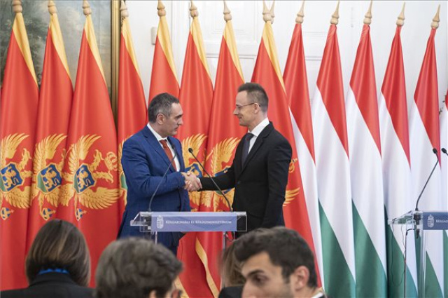 Szijjártó Péter a montenegrói pénzügyminiszterrel tárgyalt