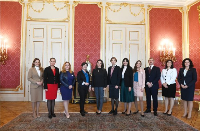 Családszervezetek vezetőivel egyeztetett Novák Katalin
