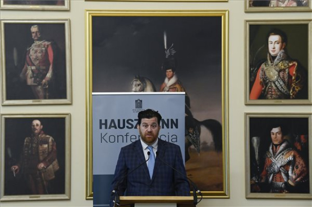 Szépmíves szakmák képzését tervezi a Hauszmann Alapítvány