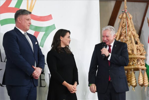 Ezer tonna búza gyűlt össze a Magyarok kenyere programban