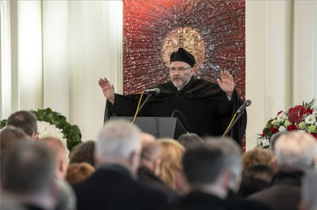 Eltemették Duray Miklóst Losoncon
