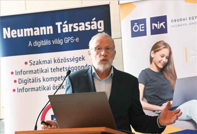 Megkezdődött a Neumann János-emlékév