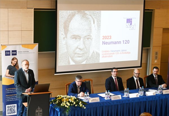 Megkezdődött a Neumann János-emlékév