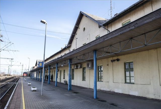 Európa Kulturális Fővárosa - Megújul a veszprémi vasútállomás több mint egymilliárd forintból