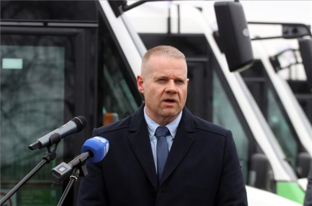 Új, környezetkímélő midibuszok állnak forgalomba Miskolcon