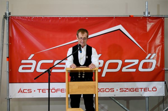 Ács képzőközpontot adtak át Nagyvázsonyban