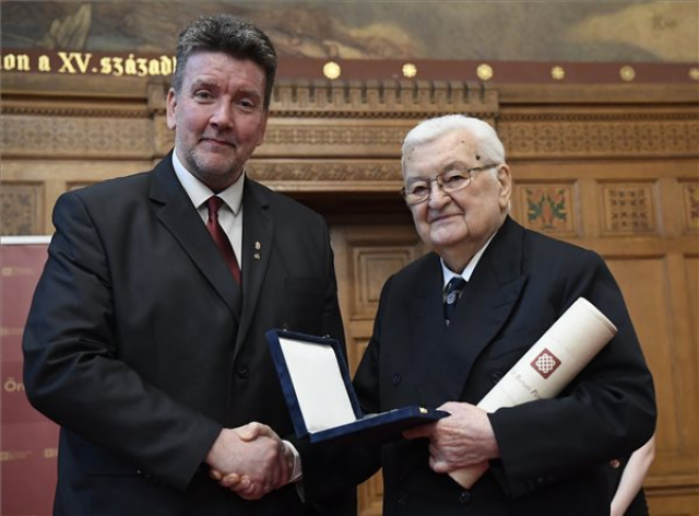 Átadták az első Nemzeti Emlék-őr díjakat