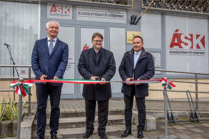 Átadták az Áldozatsegítő Központot Békéscsabán