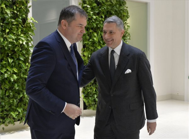Lázár János fogadta Románia fejlesztési, közigazgatási és közmunkálatokért felelős miniszterét