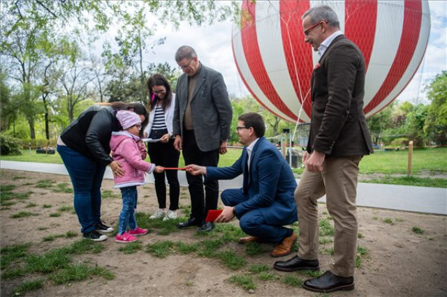 Ingyenes városligeti ballonozással búcsúzhatnak a Bethesda kórháztól az intézményben gyógyuló gyermekek