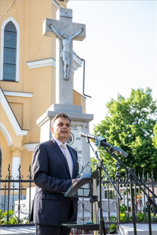 Újraszentelték a maroslelei Dessewffy-keresztet