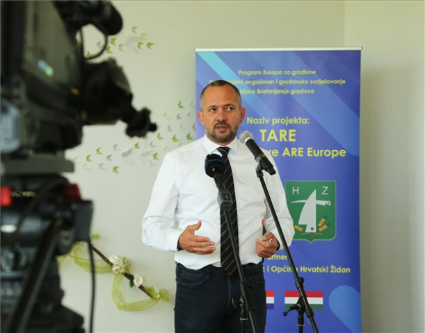 A Magyar falu program keretében megvalósult fejlesztéseket adtak át Horvátzsidányban