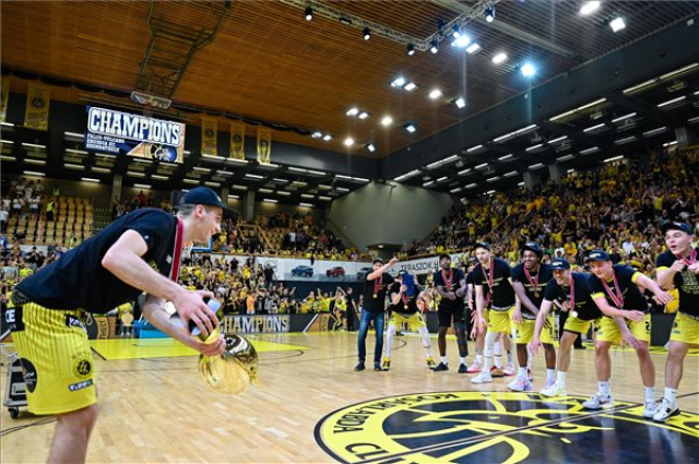 Férfi kosárlabda NB I - Ötödször bajnok a Szombathely