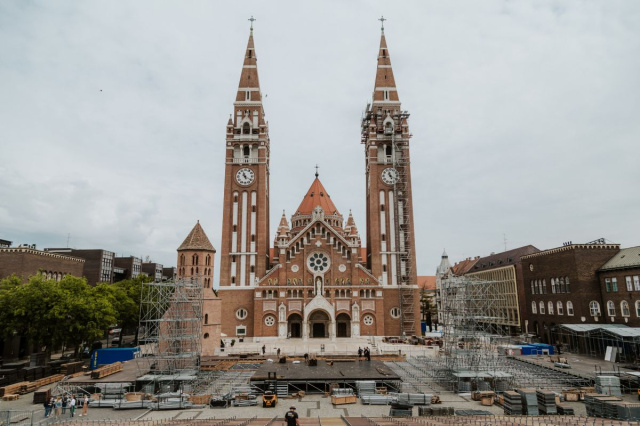 Szabadtéri építkezés sajtótájékoztató