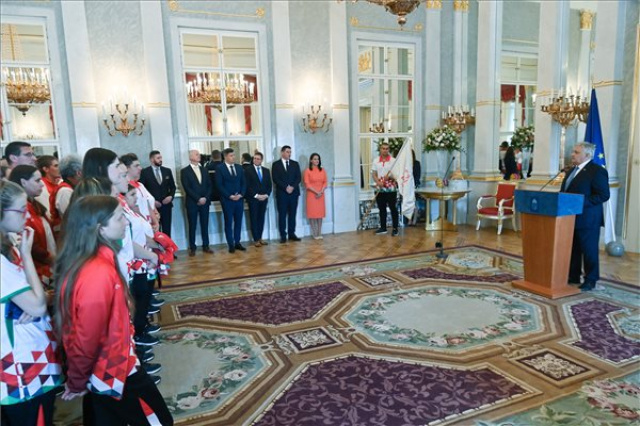 A Speciális Olimpiai Játékokra utazó csapatot fogadta a köztársasági elnök