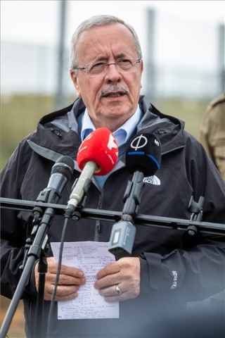 Illegális bevándorlás - Befejeződött a déli határzár megerősítése