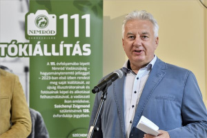 Nimród 111 címmel nyílt fotókiállítás a Vajdahunyad-várban