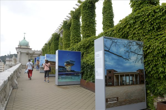 A Balaton-part építészeti emlékeit mutatja be a Várkert Bazár új kiállítása