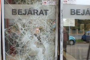 Betört bejárat