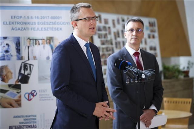 Egységes járóbeteg-irányítási rendszert tesztelnek országszerte