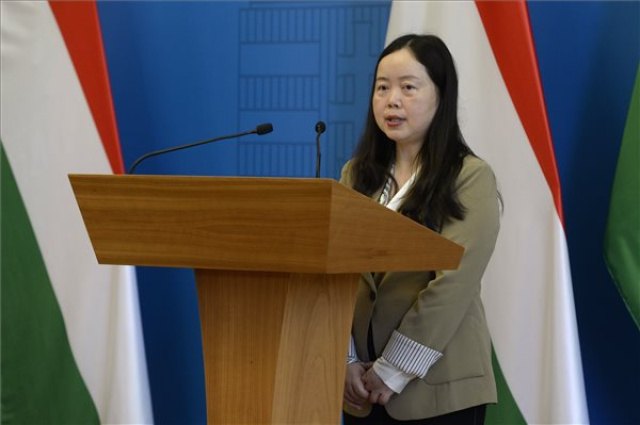 A kínai Huayou Cobalt 520 milliárd forintos óriásberuházással 900 új munkahelyet hoz létre Ácson