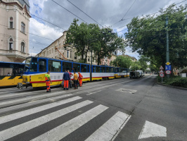 Baleset miatt kisiklott egy villamos Szegeden