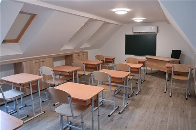 Átadták az ipolydamásdi Oktatási és Konferencia Központot 