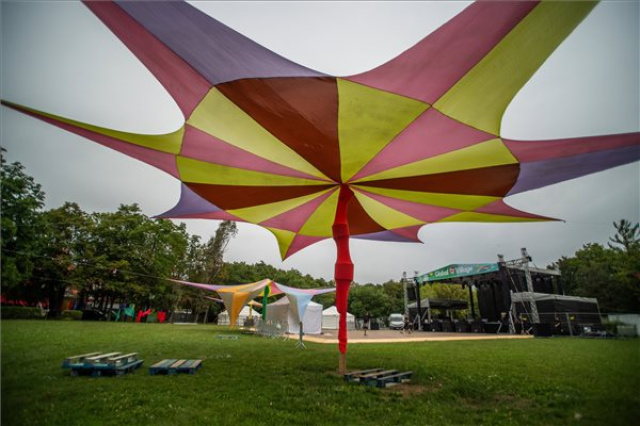 Sziget - Érkeznek a fesztiválozók
