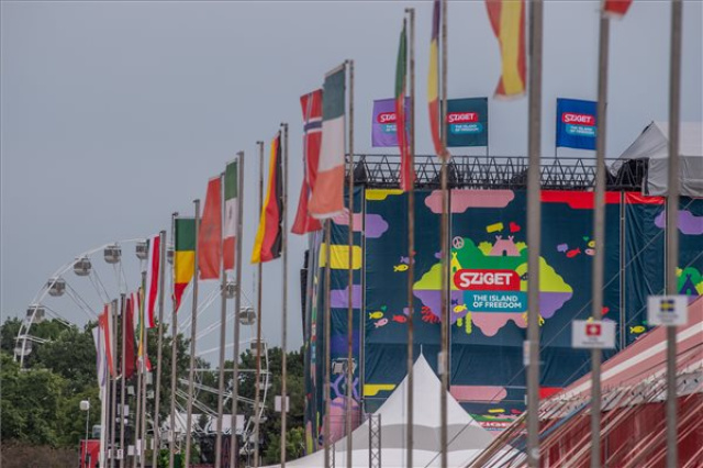 Sziget - Érkeznek a fesztiválozók