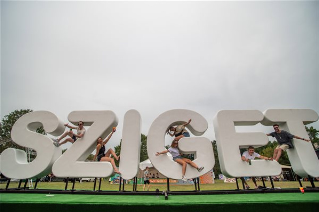 Sziget - Érkeznek a fesztiválozók