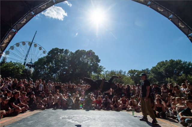 Sziget - A brit Youngr koncertje