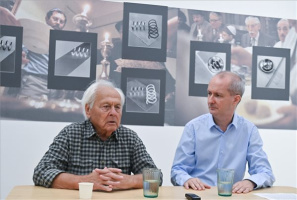 Féner Tamás legújabb munkáiból nyílik kiállítás a Mai Manó Házban