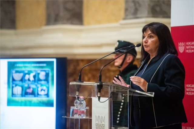 Alkalmi bélyeg és kiállítás tiszteleg Pollack Mihály születésének évfordulója előtt