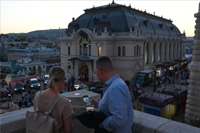 Megnyílt a 32. Budapest Borfesztivál