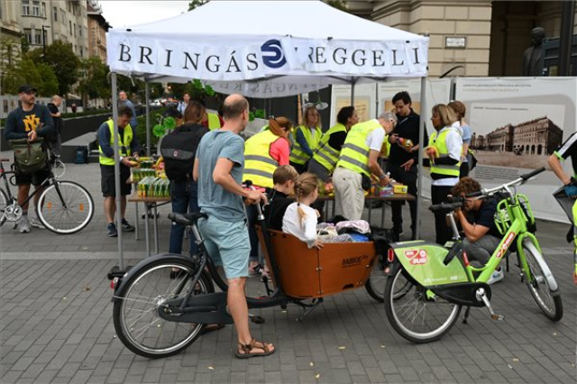Bringás reggelivel folytatódott az Európai Mobilitási Hét programsorozata